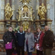 Semana Santa en Praga con los 4 murcianos muy buenos - 2 parejas de suegros, viendo el milagroso Santo Nio Jess de Praga el 12 de abril de 2017