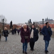 El 19 de Diciembre de 2018 con doa Elsa y su marido Ibrahim con el Castillo de Praga